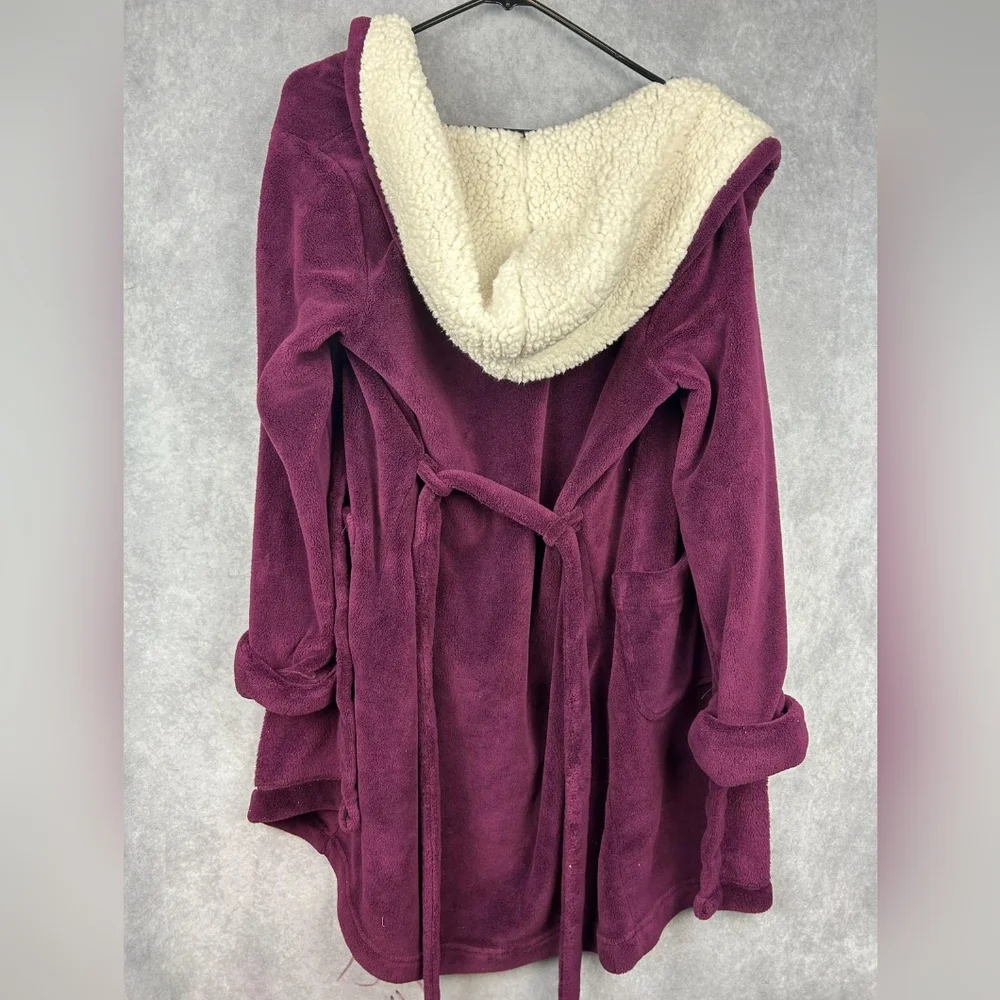 Victoria’s Secret‎ Burgundy robe Cozy Comfy  Size SP